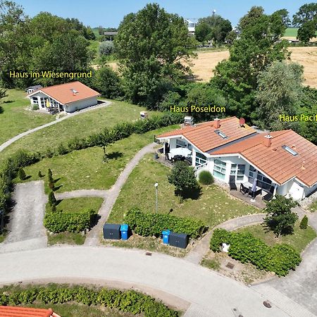 Daenische Ferienhaeuser Am Salzhaff Haus Poseidon Остров Пёль Экстерьер фото